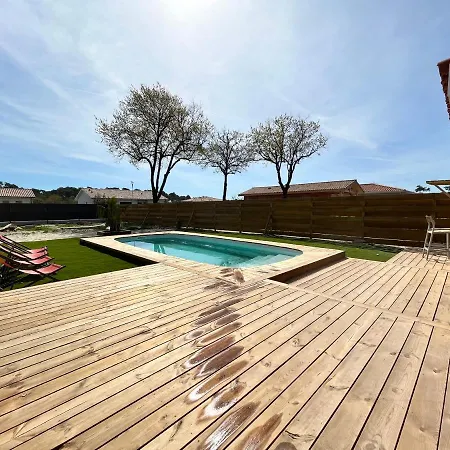Vila Villashomeclet - Les Dunes